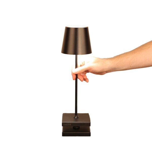 Dimmbare Tischlampe LunaGlow - Tragbar und Elegant - Image 21